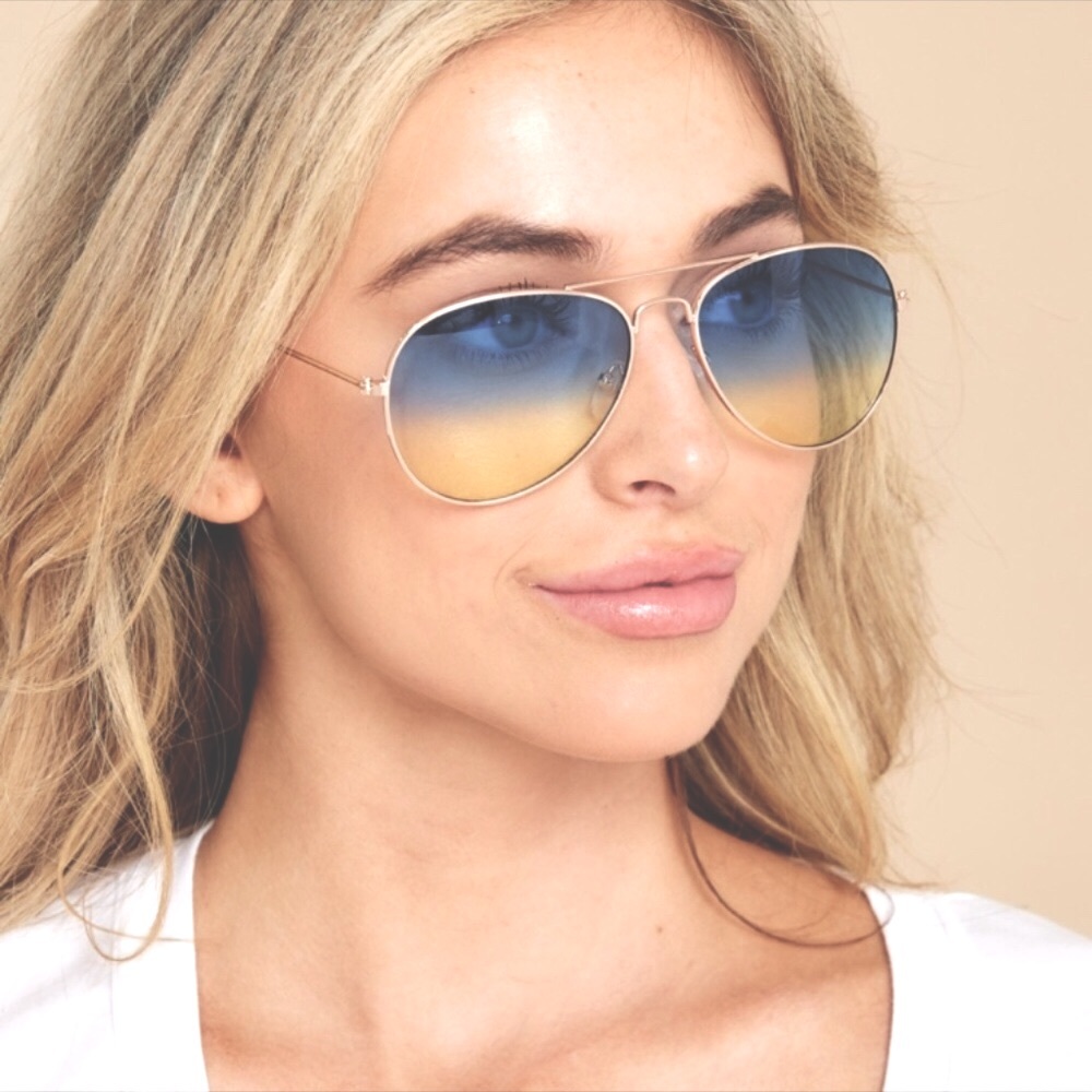Red Dress Boutique ombré aviator sunglasses NWT